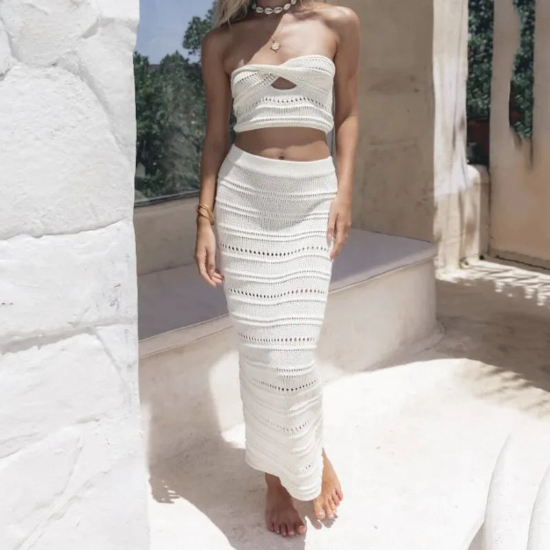 Trendy Beach Dress: Sleeveless Crop Top & Drawstring Skirt