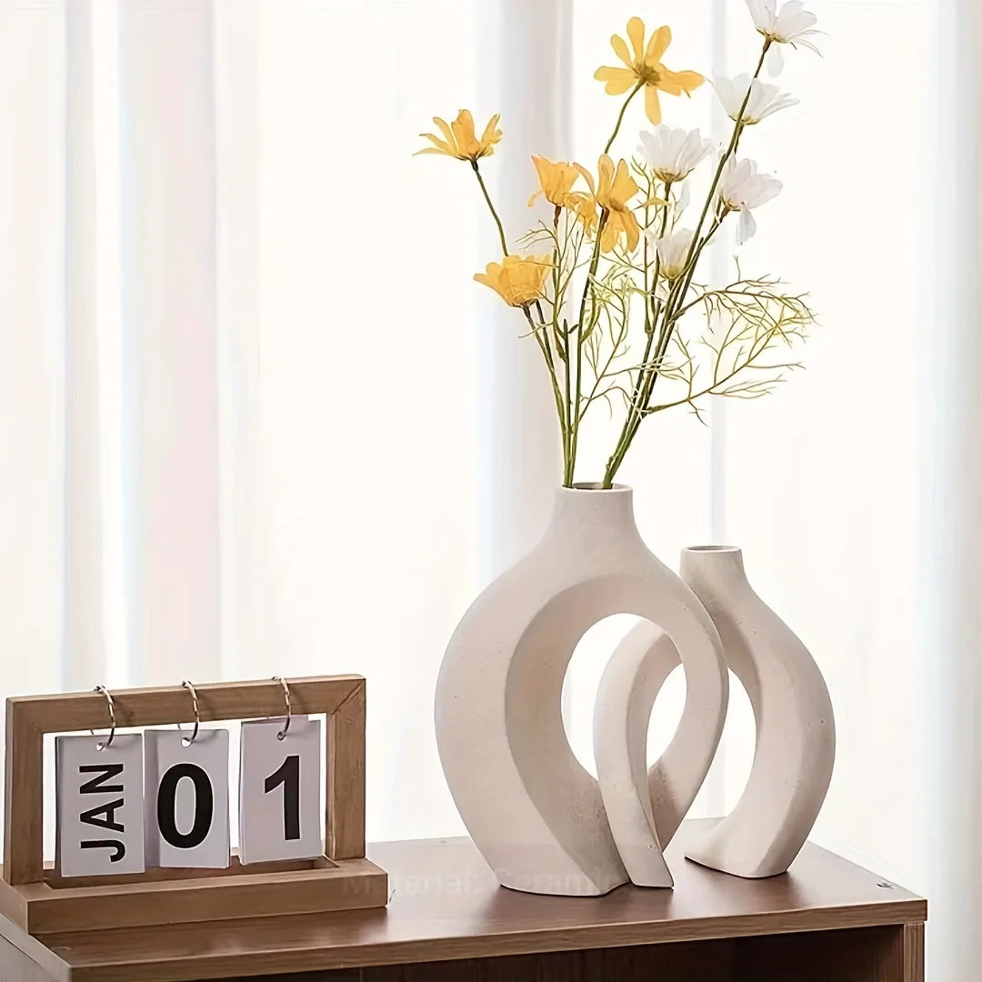 Sleek Nordic Ceramic Vase Set: Enhance your Home Decor with this Set of 2 Flower Vases