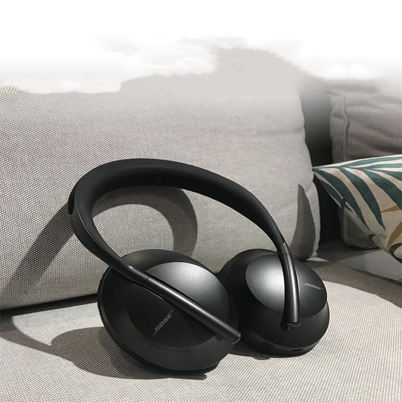 Experience Wireless Freedom and Long Battery Life with our Bluetooth Headset