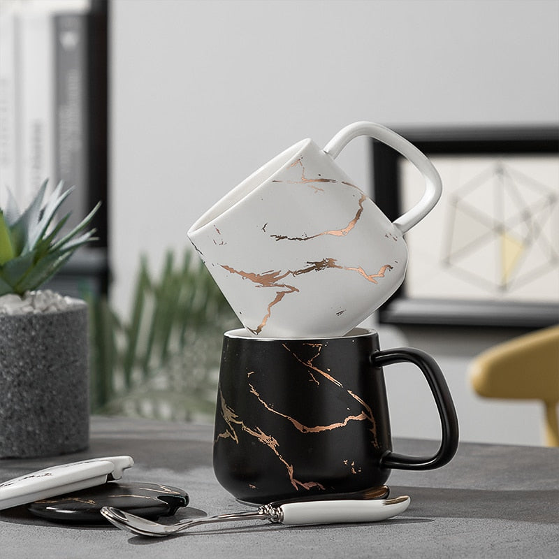 Marble Couple Cup 420ML. Ceramic coffee mug with spoon.